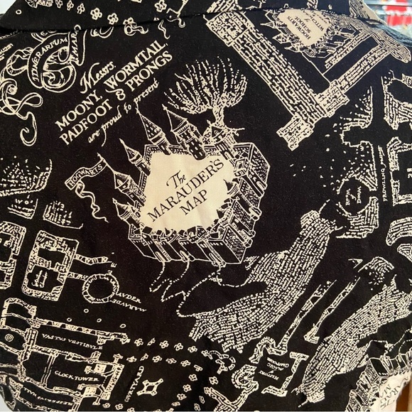 Hot Topic Harry Potter Marauder’s Map Tie-Front Woven Top Size XS Black Casual - Picture 9 of 15